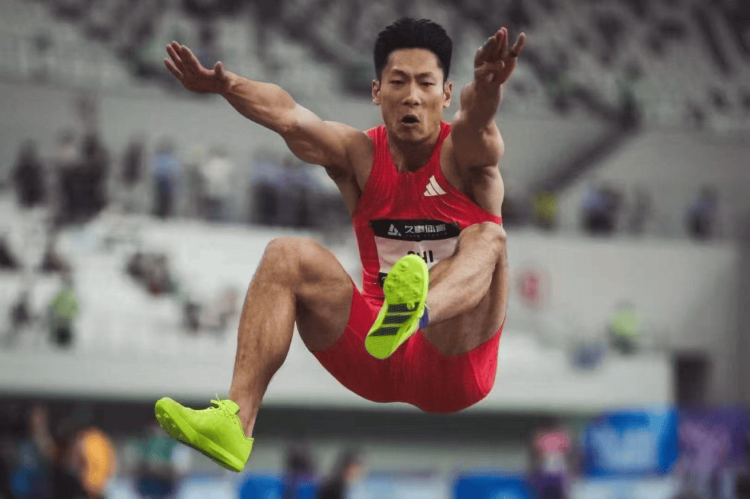 意大利田径选手力压群雄,勇夺金牌的简单介绍 意大利田径选手力压群雄,勇夺金牌的简单介绍