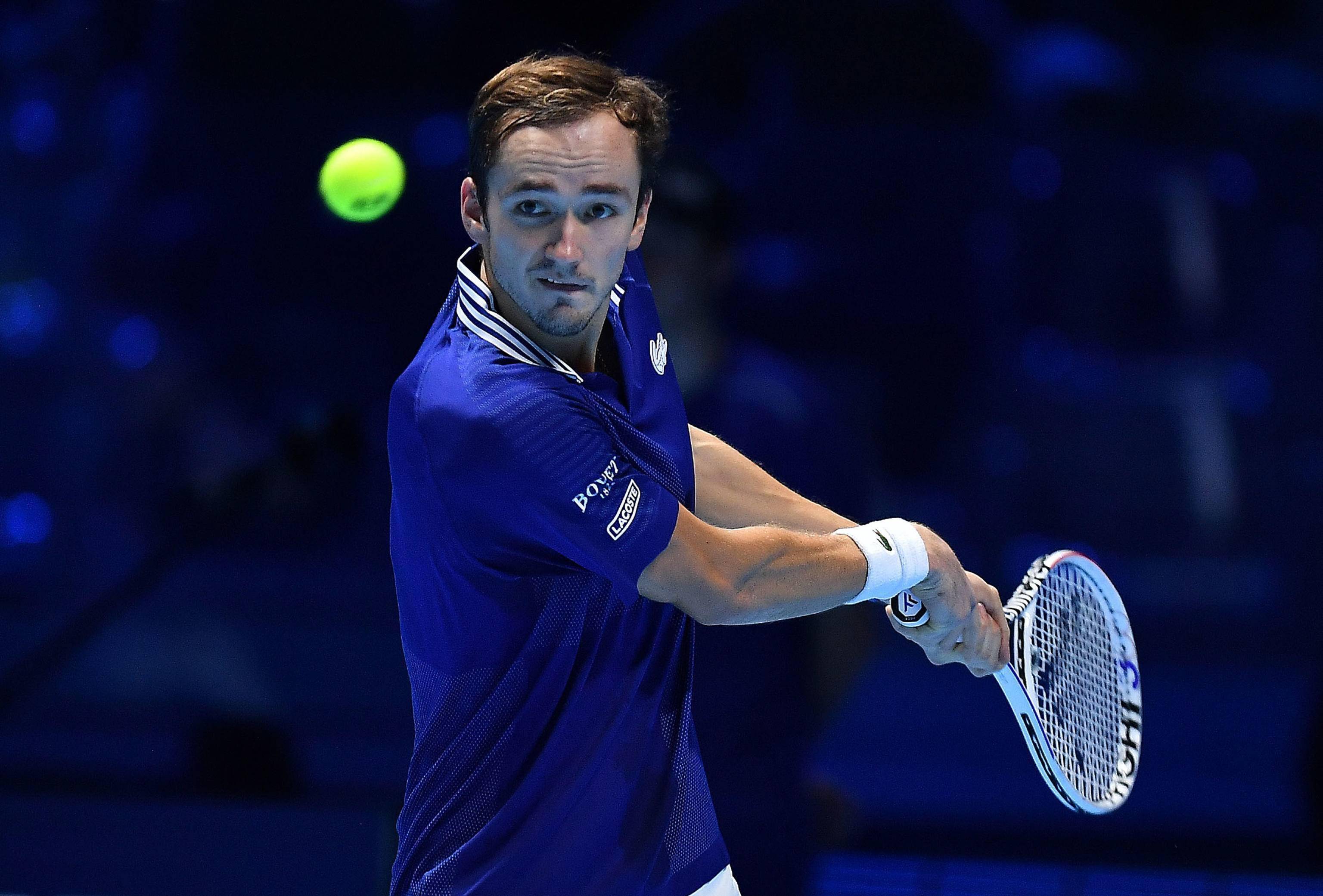 包含美国网球队强势意大利网球队,梅德韦杰夫送出助攻的词条 包含美国网球队强势意大利网球队,梅德韦杰夫送出助攻的词条