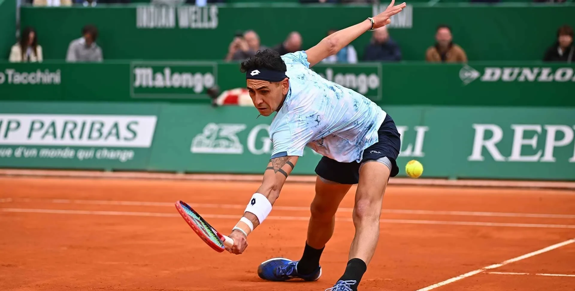 包含蒙特卡洛大师赛横扫拉沃尔杯，梅德韦杰夫关键制胜的词条