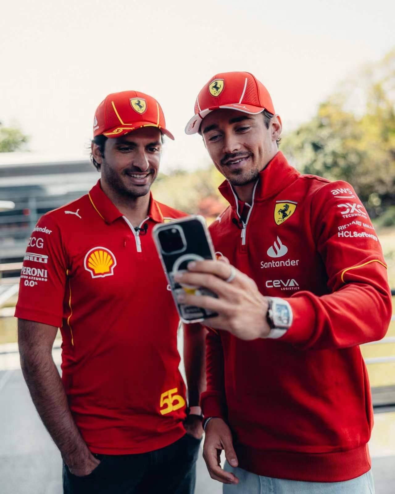 红牛二队横扫雷诺车队,塞恩斯关键制胜 红牛二队横扫雷诺车队,塞恩斯关键制胜